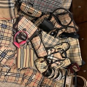 CHECK OUT MY PAGE FOR AUTHENTIC DESIGNERS 💕